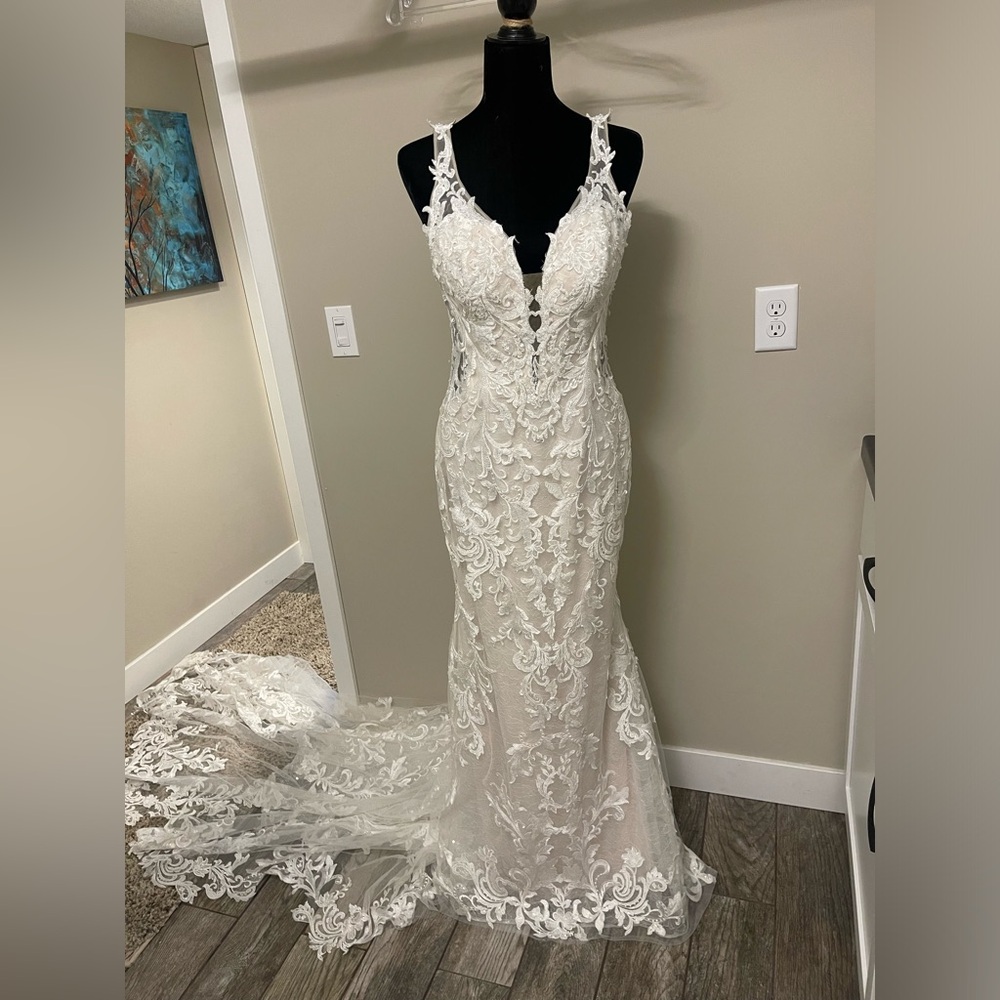 Martin Thornburg ‘Everly’ Wedding Dress